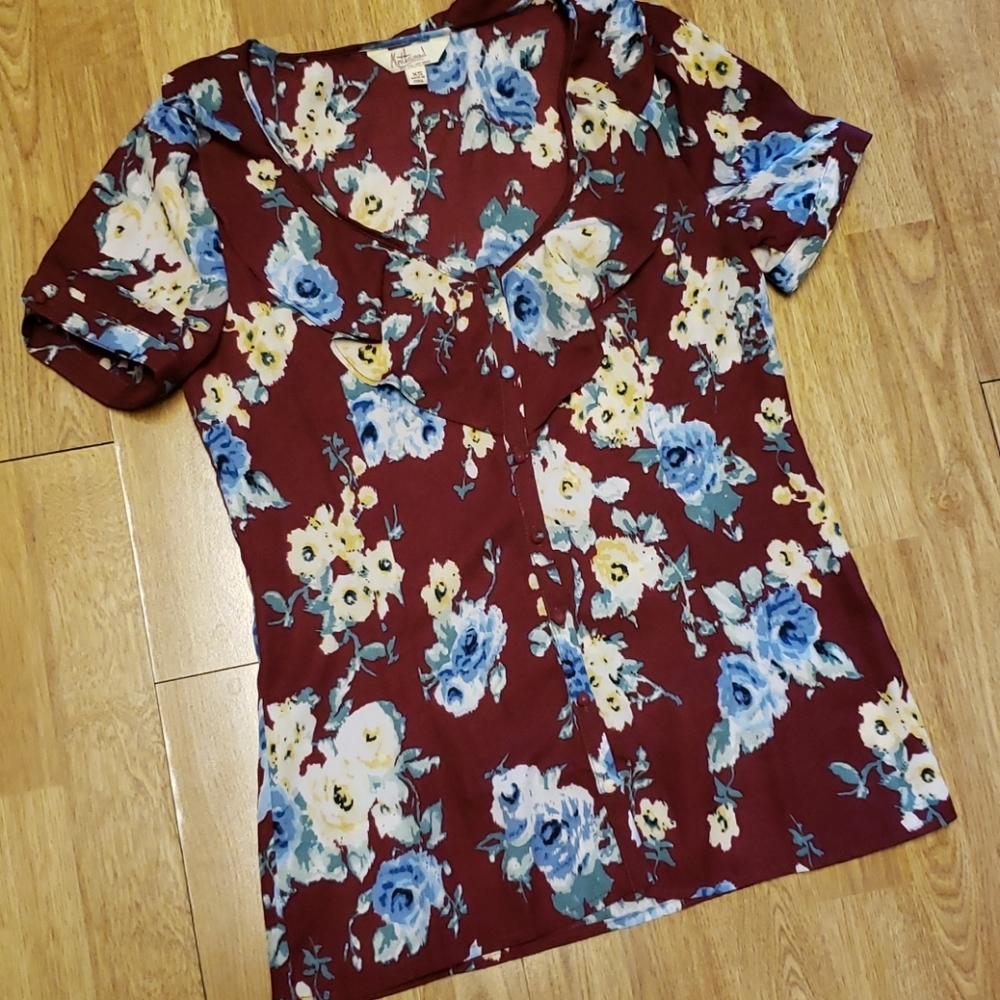 Modcloth Myrtlewood of CA ruffle neck blouse XS